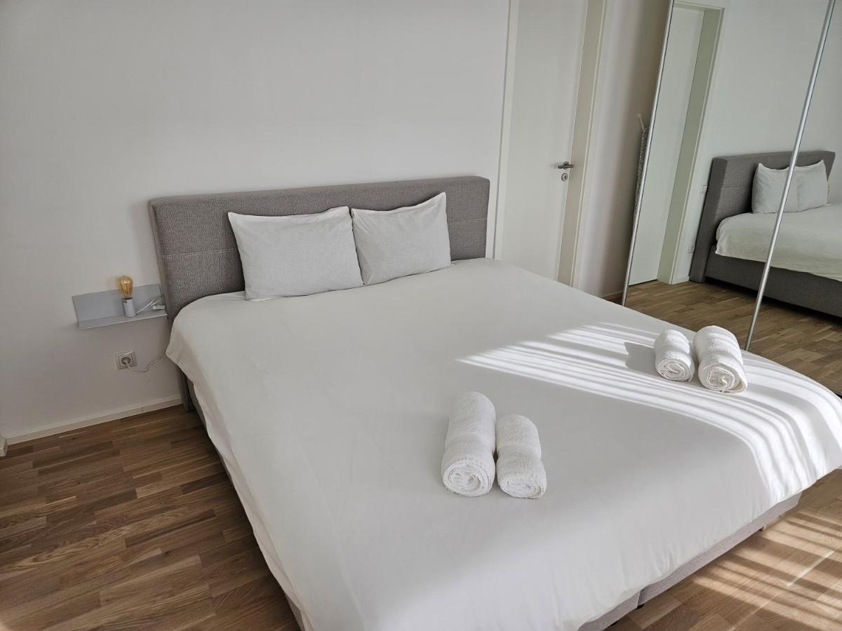לוקסמבורג New Spacious Two Bedroom Center With Parking, Near Public Transport מראה חיצוני תמונה